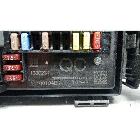 FUSE BOX OPEL Astra J 2009>2012 used