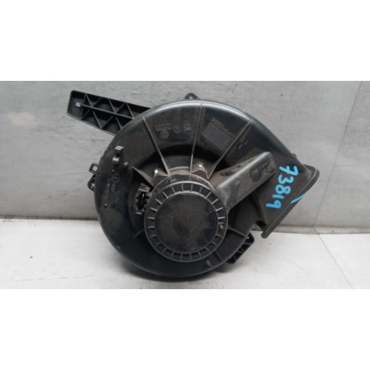 MOTORINO VENTILAZIONE INTERNA SEAT Ibiza 2008>2012 usato