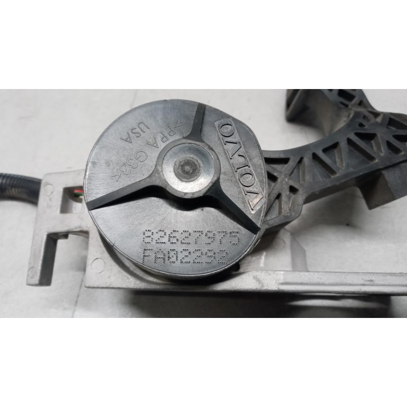 VOLVO truck PEDALE ACCELERAZIONE ELETTRONICO VOLVO truck FL6 usato