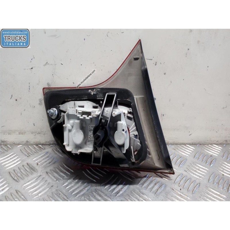 AUDI FARO POSTERIORE INTERNO DESTRO AUDI A4 2004>2007 usato