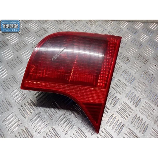 FARO POSTERIORE INTERNO DESTRO AUDI A4 2004>2007 usato