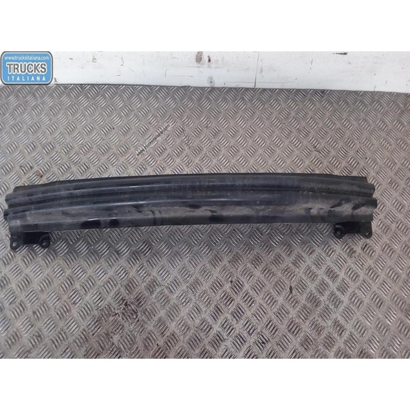VOLKSWAGEN TRAVERSA POSTERIORE PARAURTO VOLKSWAGEN Golf 5 2003>2008 usato