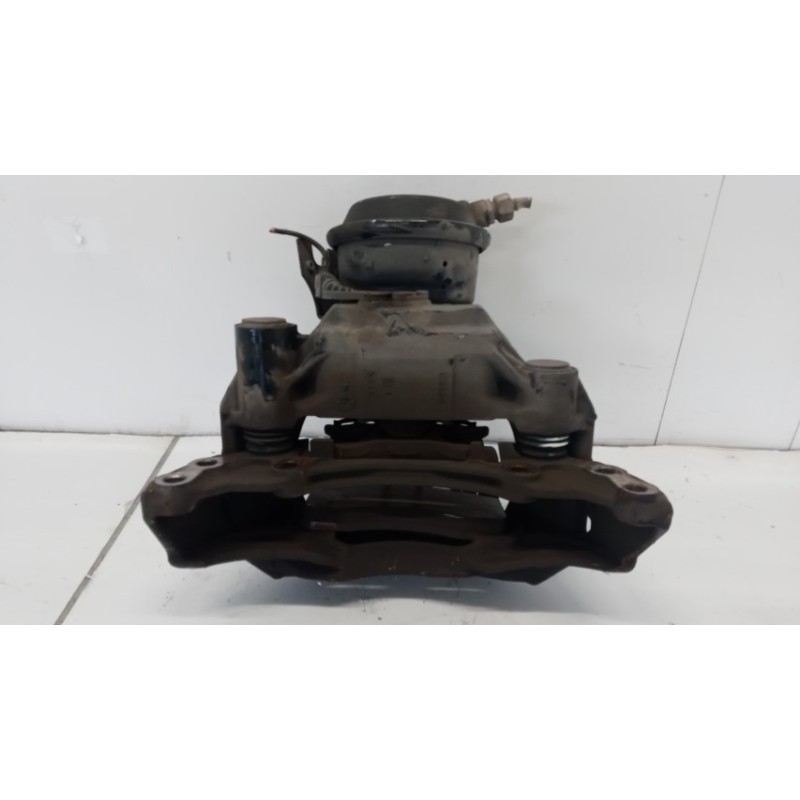 MAN PINZA ANTERIORE DESTRA MAN TGX euro 6 usato