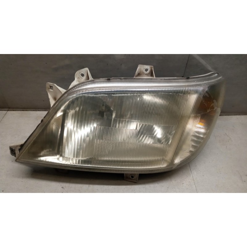 MERCEDES-BENZ van FRONT LEFT FLASHLIGHT  MERCEDES-BENZ van Sprinter 2001>2005 used