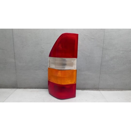 FARO POSTERIORE ESTERNO SINISTRO MERCEDES-BENZ van Sprinter 2001>2005 usato