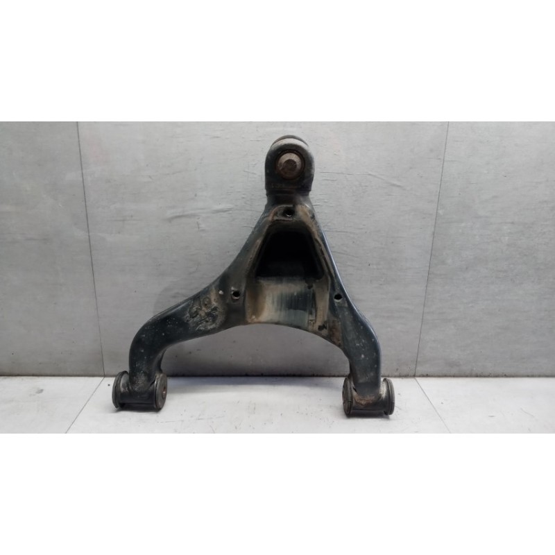 MERCEDES-BENZ van CONTROL ARM FRONT LOWER RIGHT  MERCEDES-BENZ van Sprinter 2001>2005 used