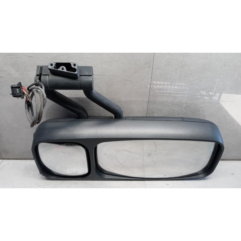 VOLVO truck RIGHT ELETRIC REAR-VIEW MIRROR  VOLVO truck FH16 I 1993>2002 used