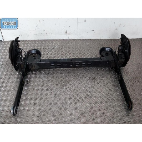 ASSALE POSTERIORE RENAULT van Trafic 2001>2007 usato