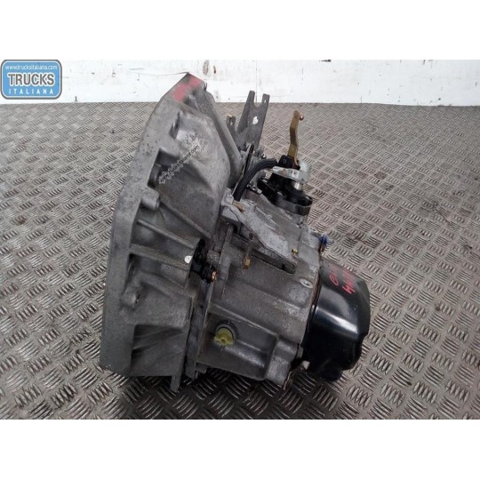CAMBIO RENAULT Clio 2001>2004 usato