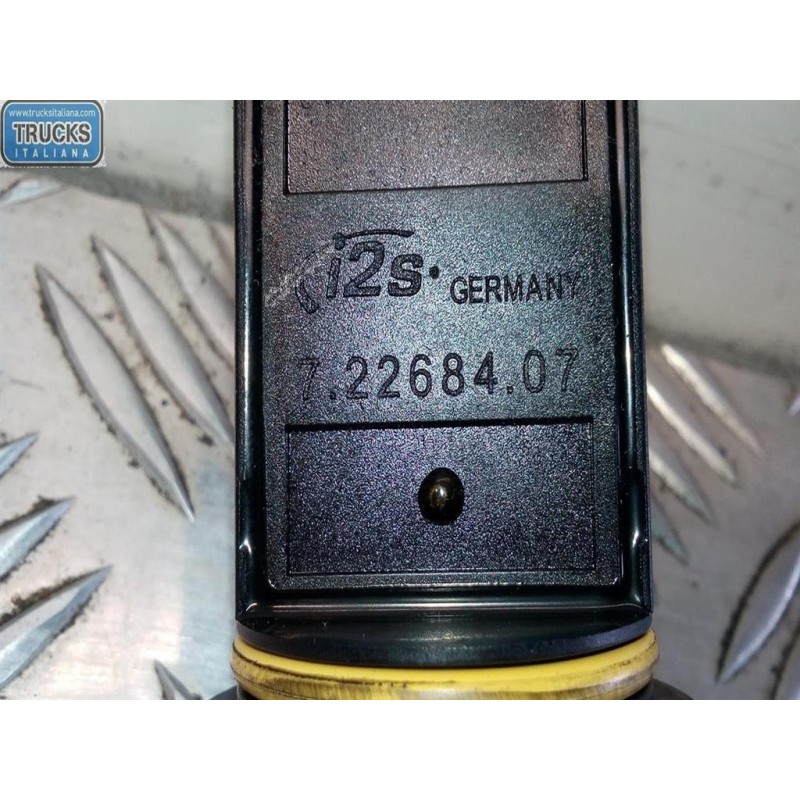 MERCEDES-BENZ AIR-FLOW SENSOR MERCEDES-BENZ Classe M (W163) 1997>2005 used