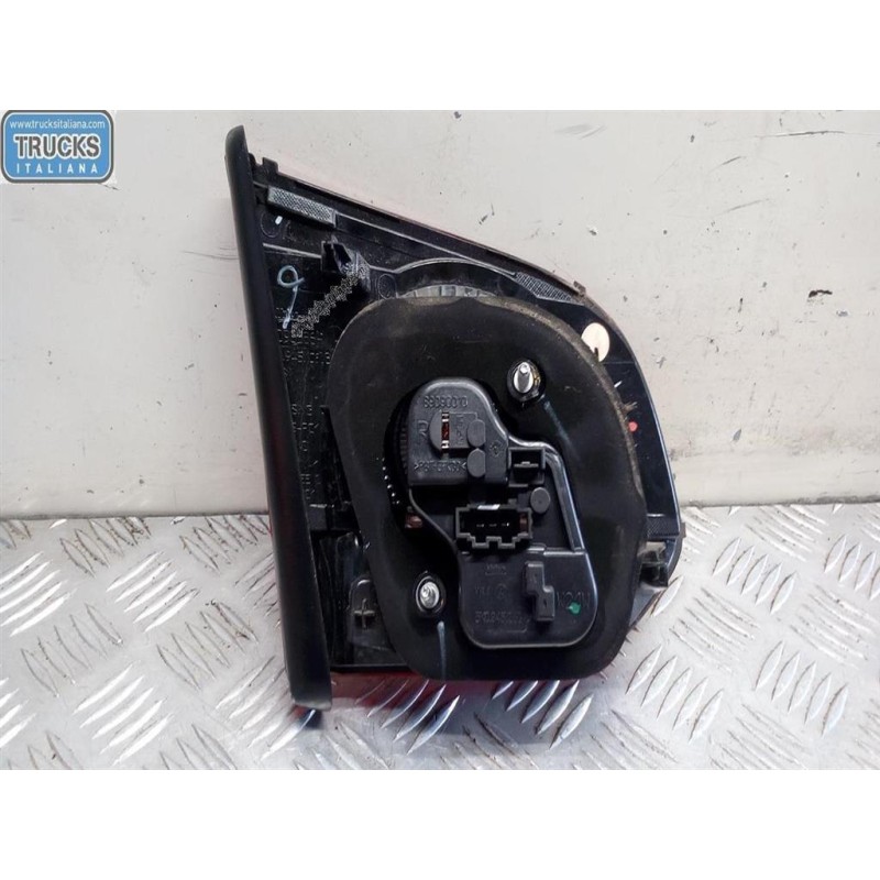 VOLKSWAGEN RIGHT REAR LIGHT ON BACK  VOLKSWAGEN Golf 6 2008>2012 used