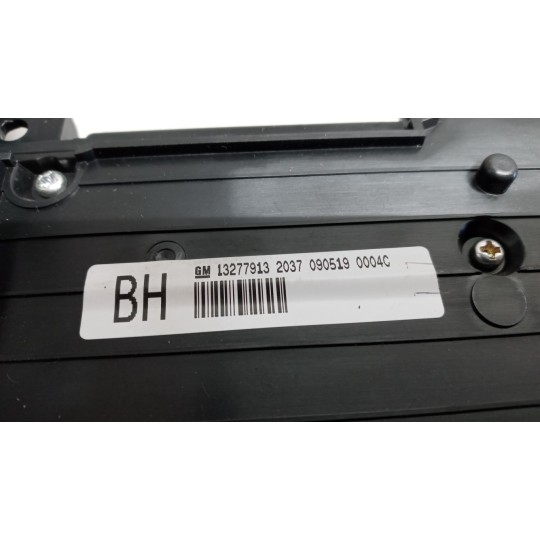 AUTORADIO OPEL Insignia 2009>2012 usato