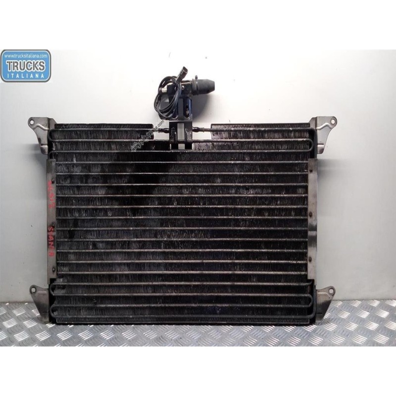 SCANIA RADIATORE CLIMATIZZATORE SCANIA 144 usato