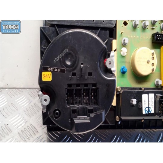 TACHIGRAFO SCANIA 144 usato