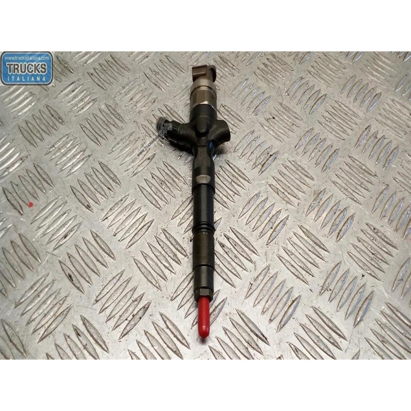 TOYOTA INJECTORS  TOYOTA Land Cruiser 120/125 new