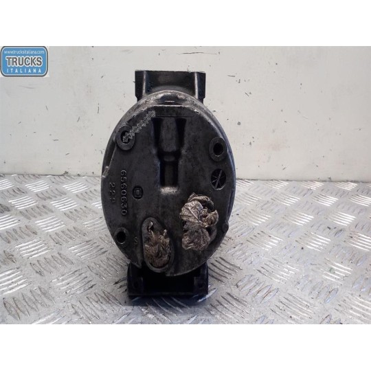 COMPRESSORE ARIA CONDIZIONATA NISSAN Van Interstar 1998>2011 usato