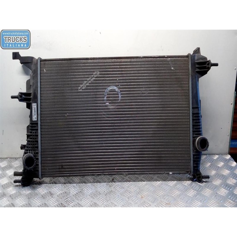 RENAULT RADIATORE ACQUA RENAULT Megane 2008>2012 usato