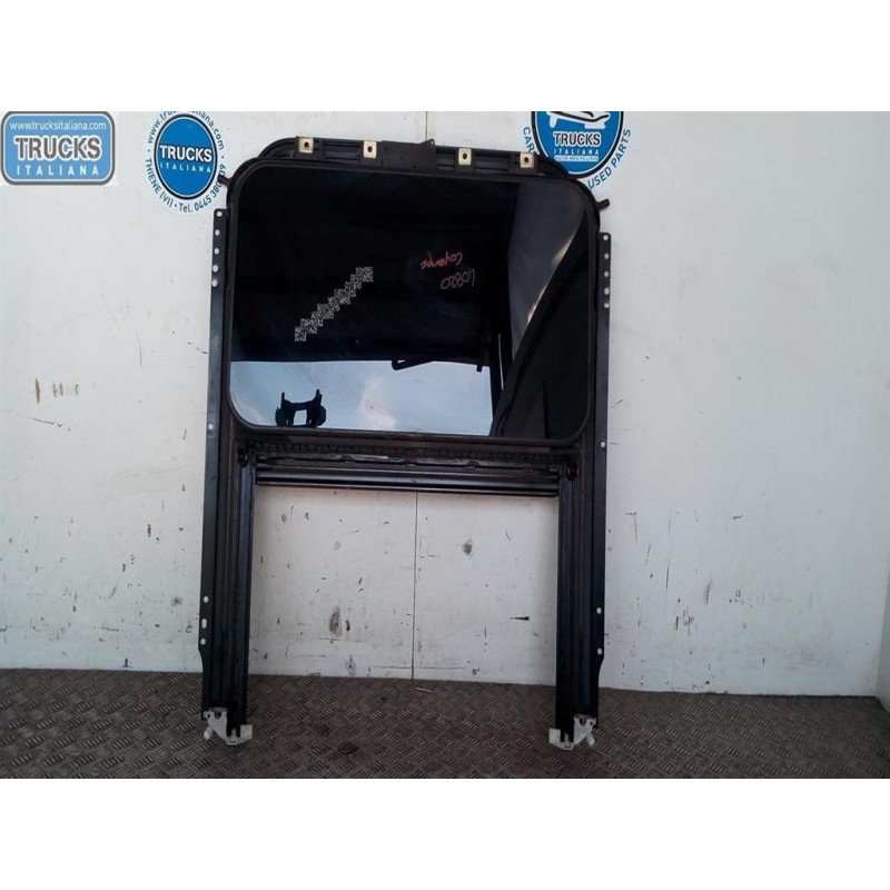 VOLKSWAGEN OPENABLE SUNROOF  VOLKSWAGEN Touareg 2002>2007 used