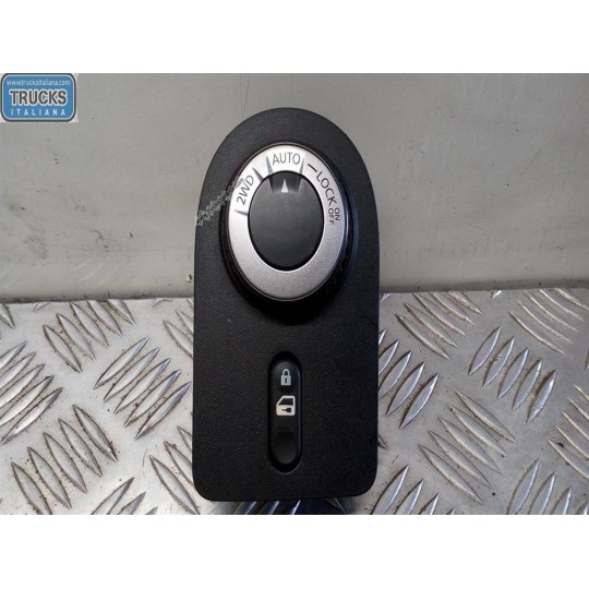 INTERRUTTORI E PULSANTI ABITACOLO NISSAN Qashqai+2 2008>2010 usato