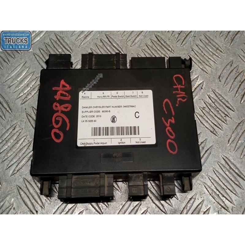 CHRYSLER CENTRALINE VARIE CHRYSLER 300 C usato