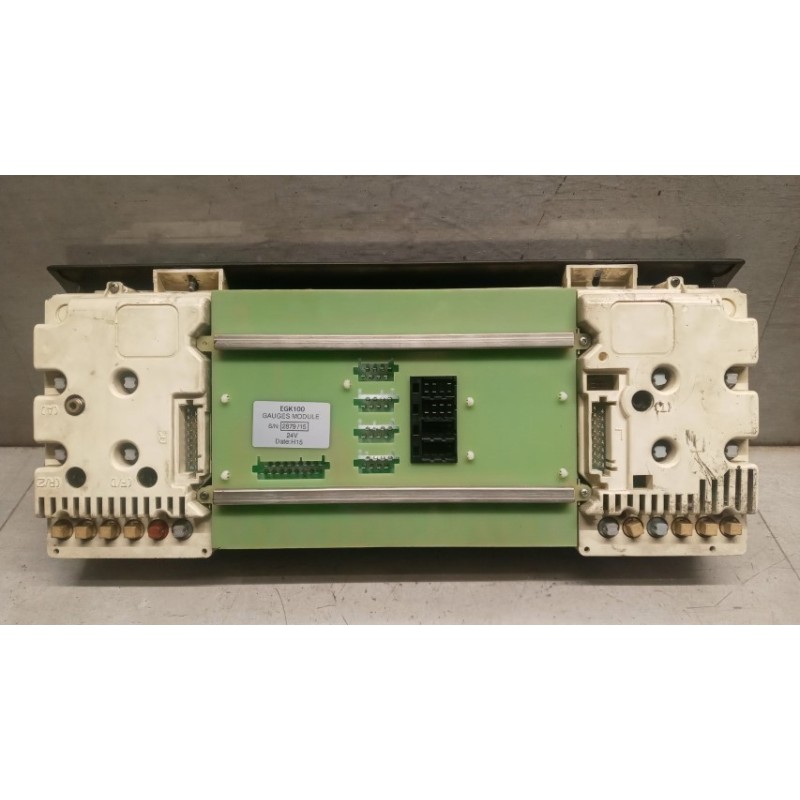 VOLVO truck INSTRUMENT PANEL VOLVO truck FH16 I 1993>2002 used