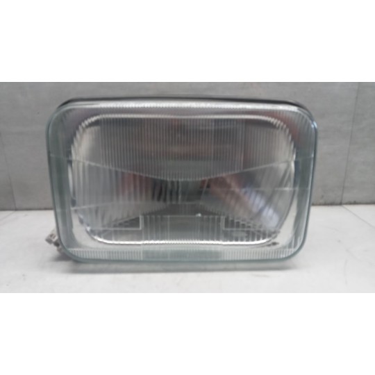 FARO ANTERIORE DESTRO VOLVO truck FH16 I 1993>2002 usato