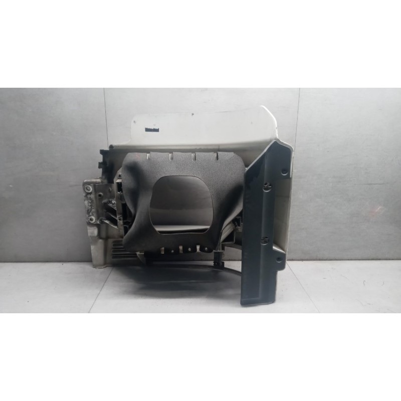 VOLVO truck RIGHT HEADLIGHT SEAT VOLVO truck FH16 I 1993>2002 used