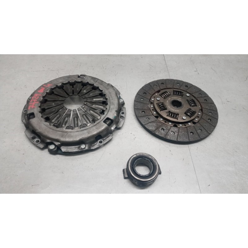 TOYOTA KIT CLUTCHES  TOYOTA Rav 4 2002>2006 used