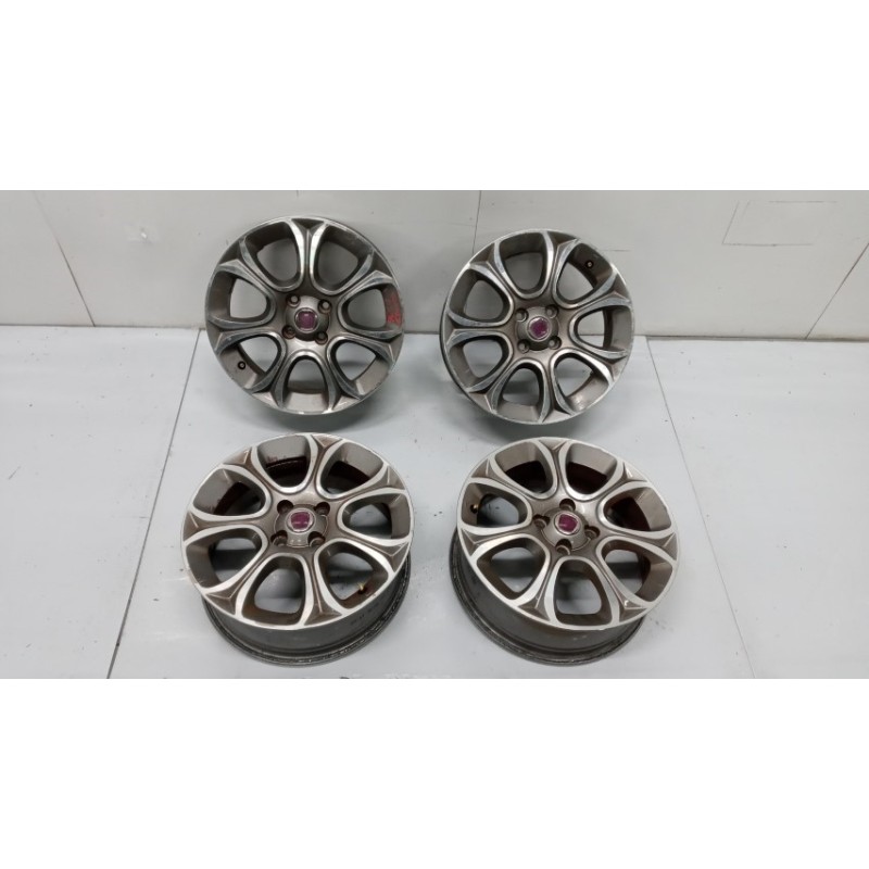 FIAT KIT 4 CERCHI IN LEGA FIAT F.Punto Evo 2009>2012 usato