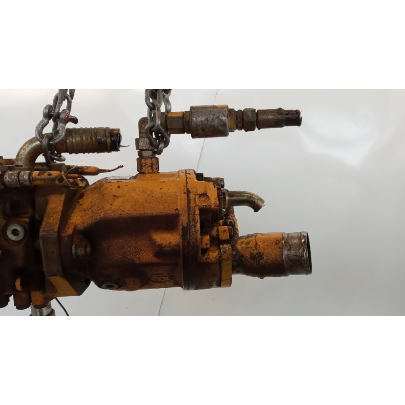 MACCHINE OPERATRICI HYDRAULIC PUMP  MACCHINE OPERATRICI GENERICO used