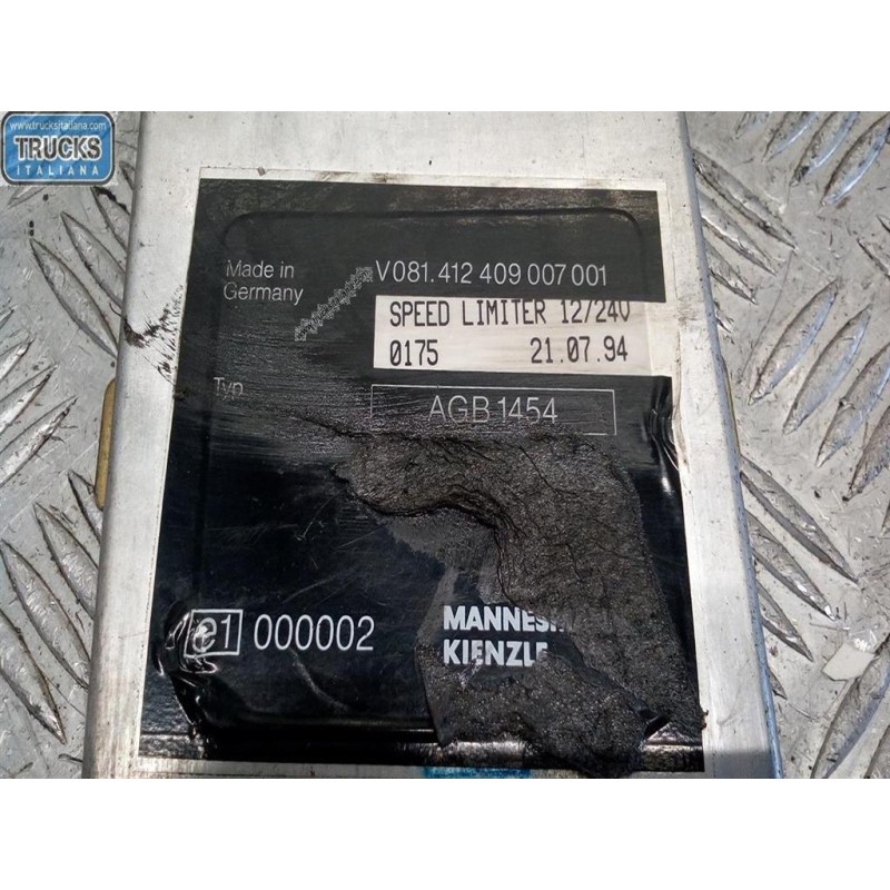 NISSAN truck CENTRALINE VARIE NISSAN truck M usato