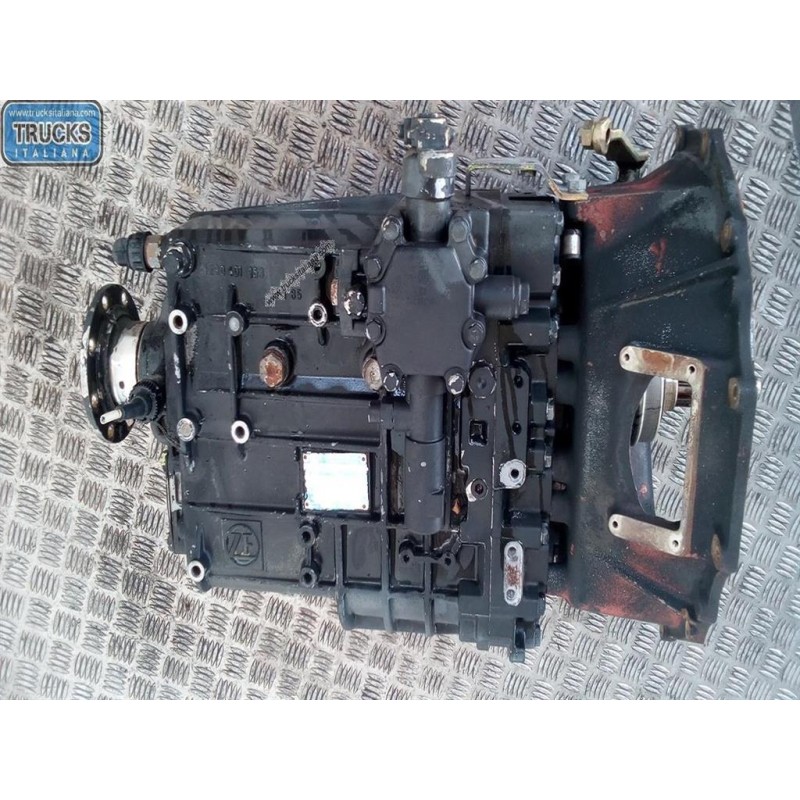 NISSAN truck GEARBOXES  NISSAN truck M used