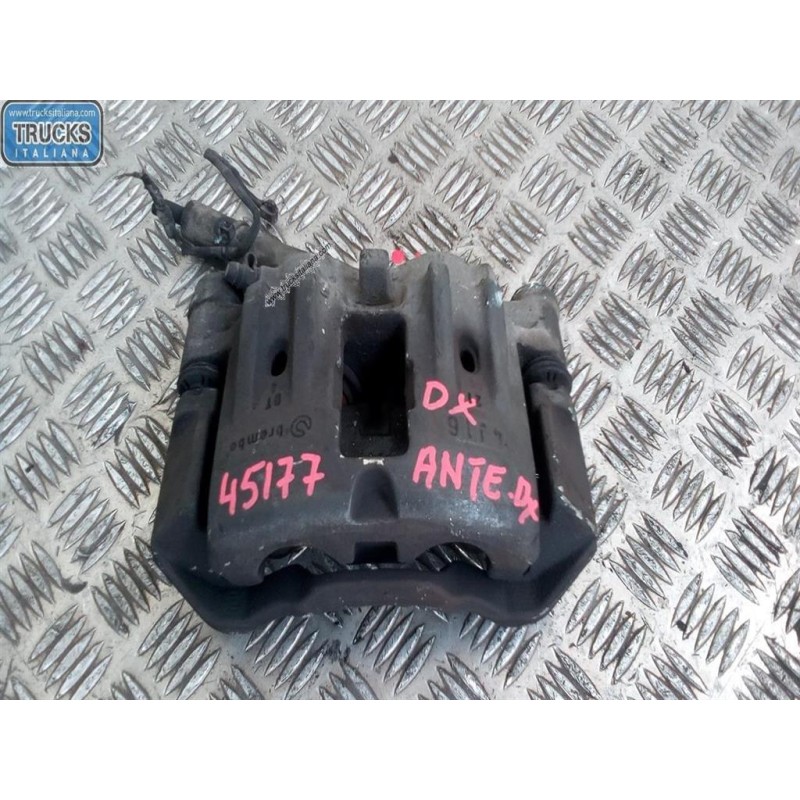 RENAULT van RIGHT FRONT CALIPER BRAKE  RENAULT van Mascott used