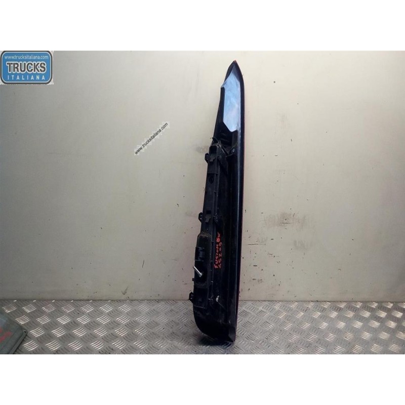 FORD RIGHT REAR LIGHT FORD Fusion 2002>2006 used