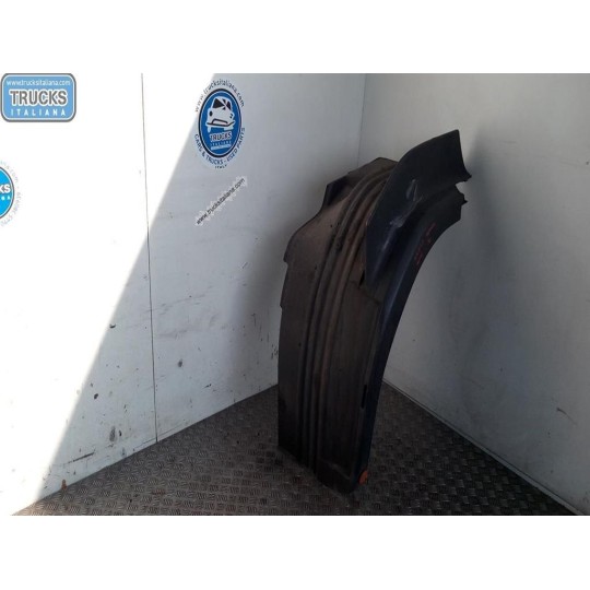 LEFT FRONT MUDGUARD  SCANIA Serie R 2005> used