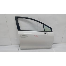 RIGHT FRONT DOOR  SUBARU XV...