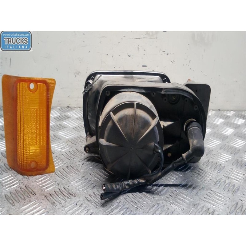 PIAGGIO RIGHT HEADLIGHT PIAGGIO Poker used
