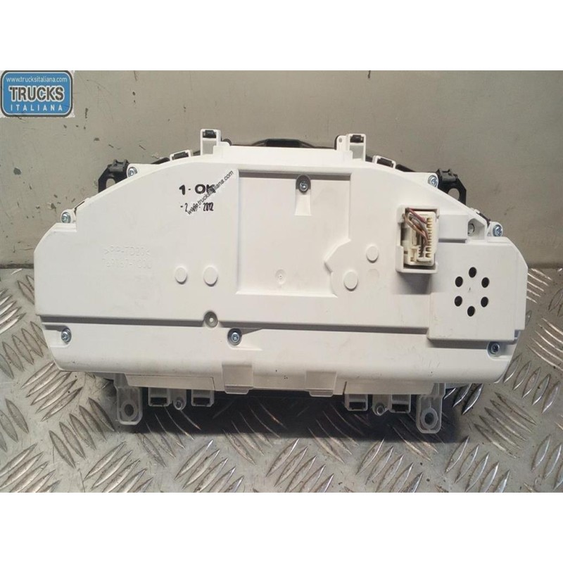 VOLVO QUADRO STRUMENTI VOLVO V40 2012>2016 usato