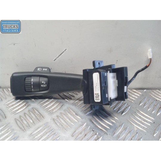 DEVIOLUCI VOLVO V40 2012>2016 usato