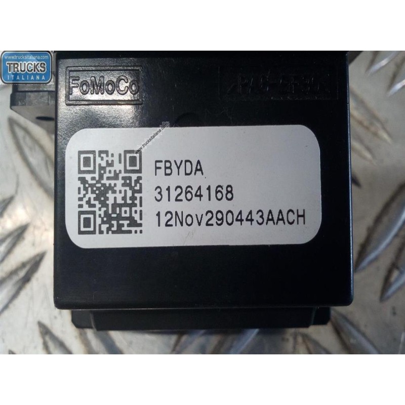 VOLVO DEVIOTERGI VOLVO V40 2012>2016 usato