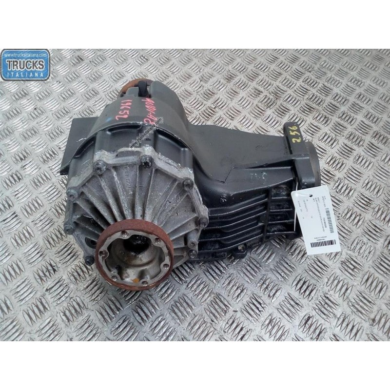 AUDI GRUPPO DIFFERENZIALE POSTERIORE AUDI A8 1994>2002 usato