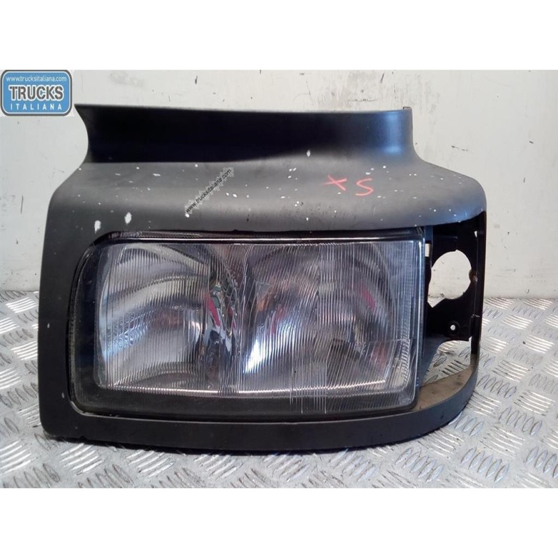 RENAULT truck FARO ANTERIORE SINISTRO RENAULT truck Premium 1996>2005 usato