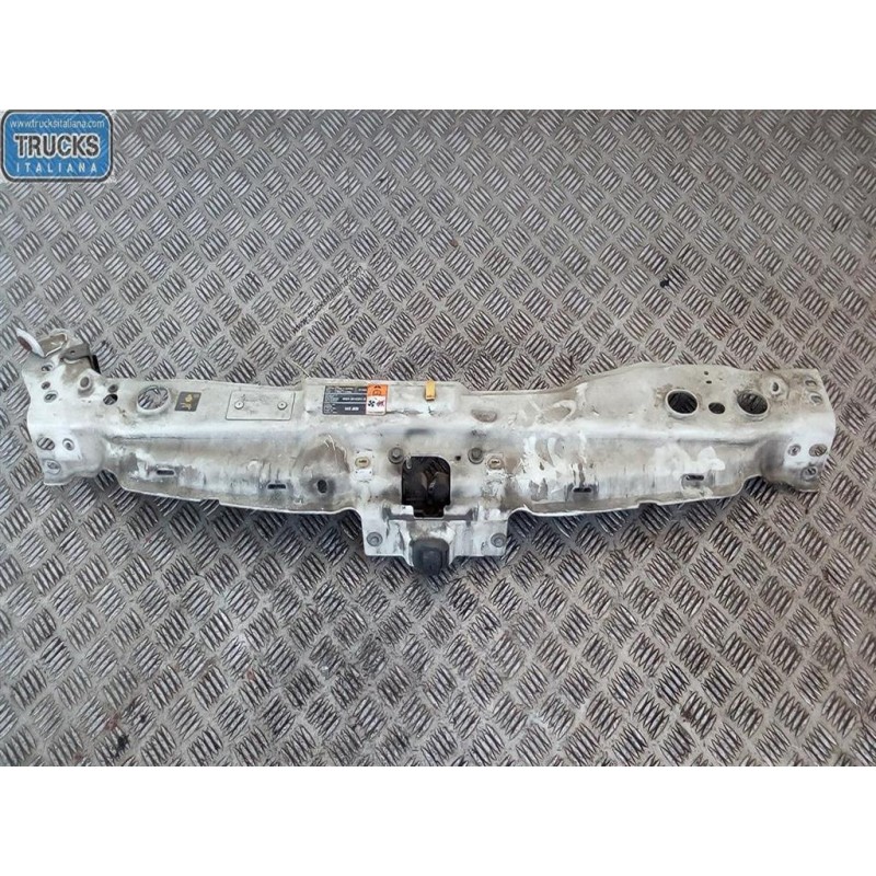 FORD van RIVESTIMENTO SUPERIORE ANTERIORE FORD van Transit 2006>2014 usato