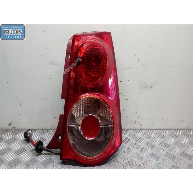KIA FARO POSTERIORE ESTERNO DESTRO KIA Picanto 2008>2010 usato