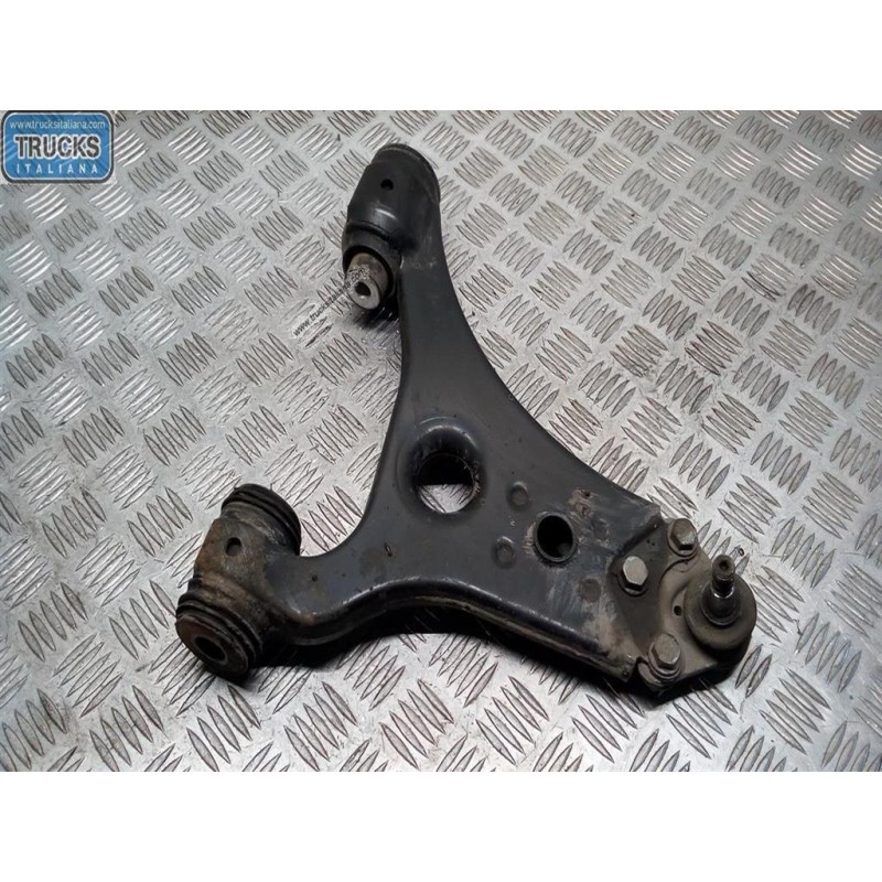 MERCEDES-BENZ CONTROL ARM FRONT LOWER RIGHT  MERCEDES-BENZ Classe B (W245) 2005>2008 used