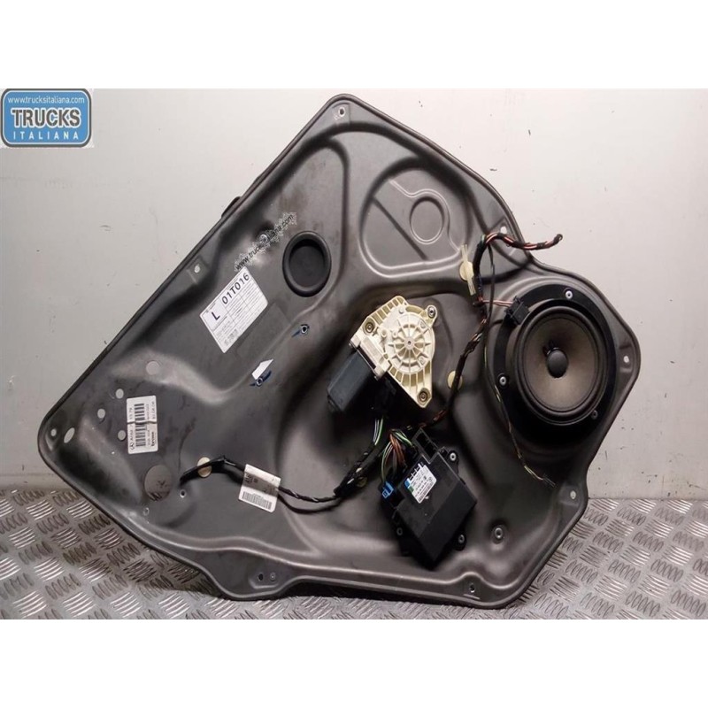 MERCEDES-BENZ ALZA VETRI POSTERIORI SINISTRO MERCEDES-BENZ Classe B (W245) 2005>2008 usato