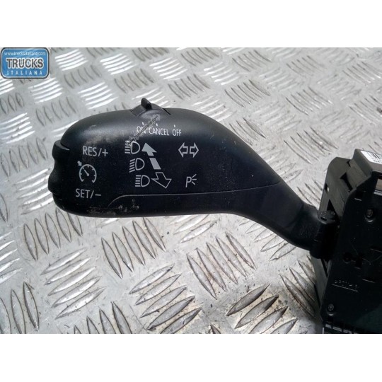 DEVIOLUCI SKODA Roomster 2010>2015 usato