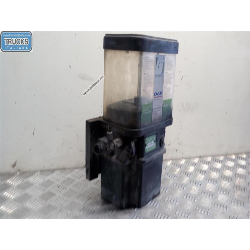 DAF GREASE GUN PUMP DAF XF105 used