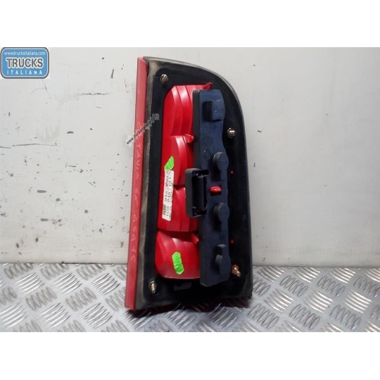 FARO POSTERIORE ESTERNO SINISTRO SKODA Octavia 2000>2004 usato