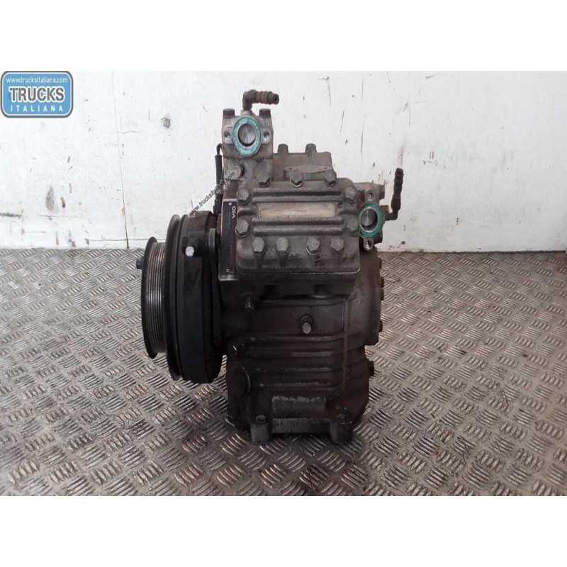 MERCEDES BUS AIR CONDITIONER COMPRESSOR MERCEDES BUS O508 BUS used